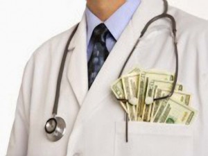 В запорожских больницах за лечение вымогали деньги